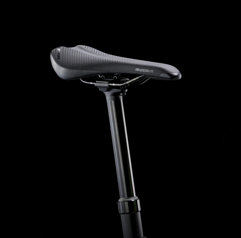 Trek Slash 9.8 XT Gen 6 Full Suspension Mountain Bike 2024 in Daintree Green-10